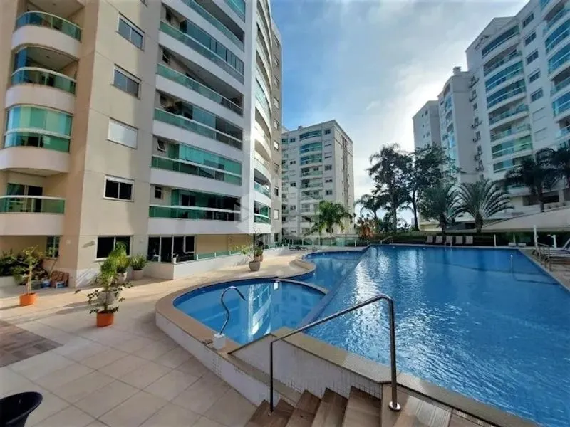 Mountain view in a 4-bedroom apartment, 150 m² — photo 28