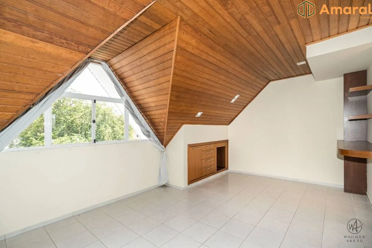 Casa de 3 quartos com varanda gourmet, Água Verde — photo 29