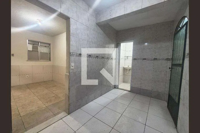 1-bedroom house with a separate, closed kitchen — photo 10