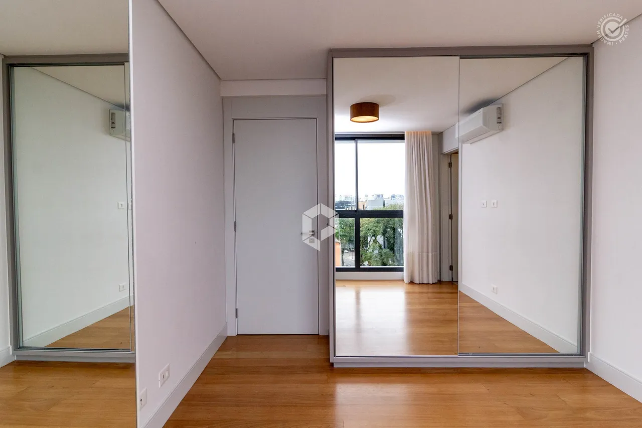 3-bedroom apartment with 3 en-suite bathrooms and 245 m² — photo 16