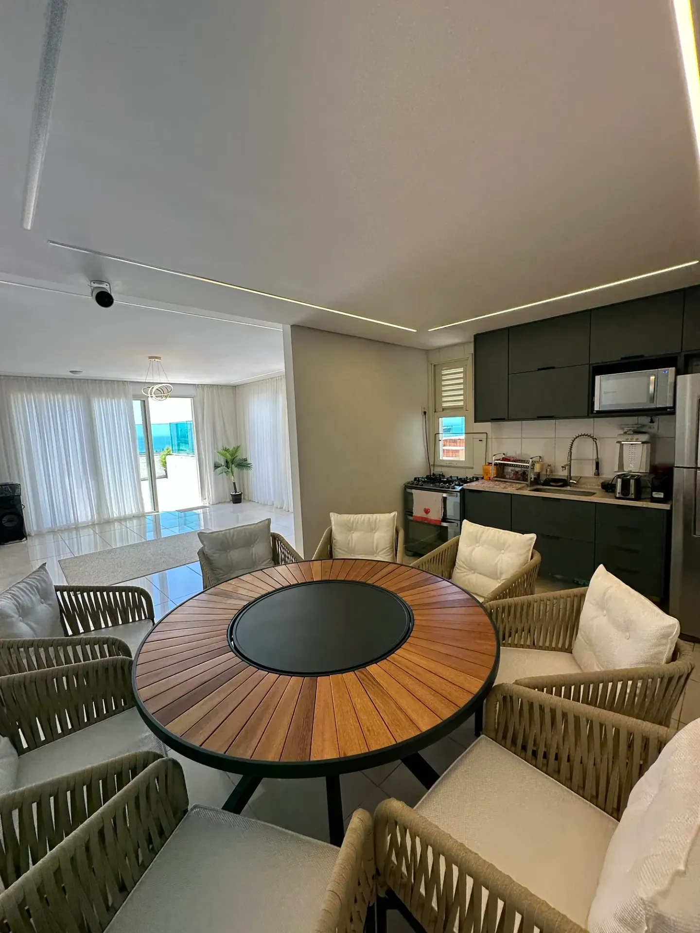 Duplex apartment with 600 m², 4 bedrooms and 4 parking — photo 32
