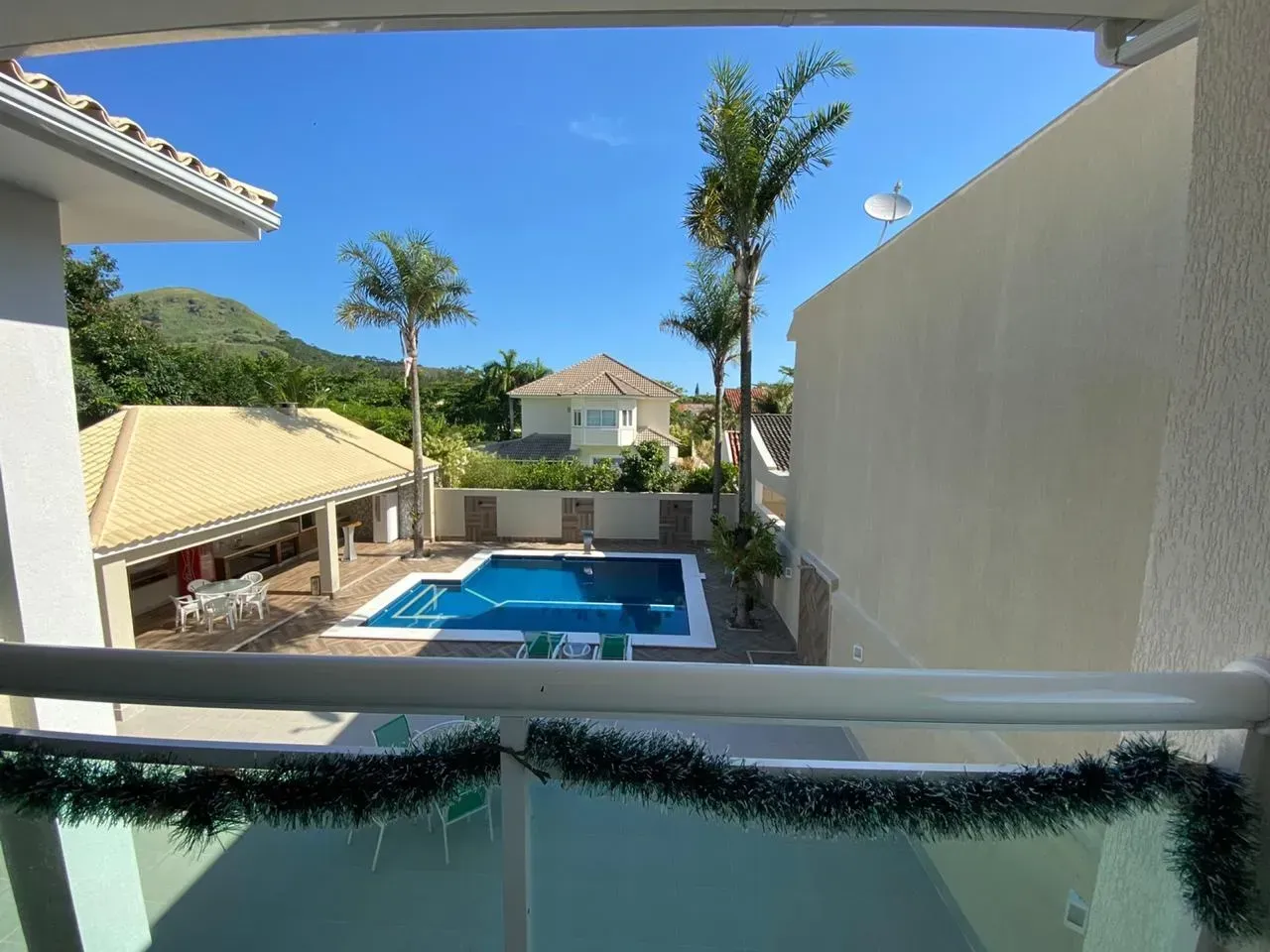 Unfurnished house with 5 bedrooms and 5 bathrooms — photo 18