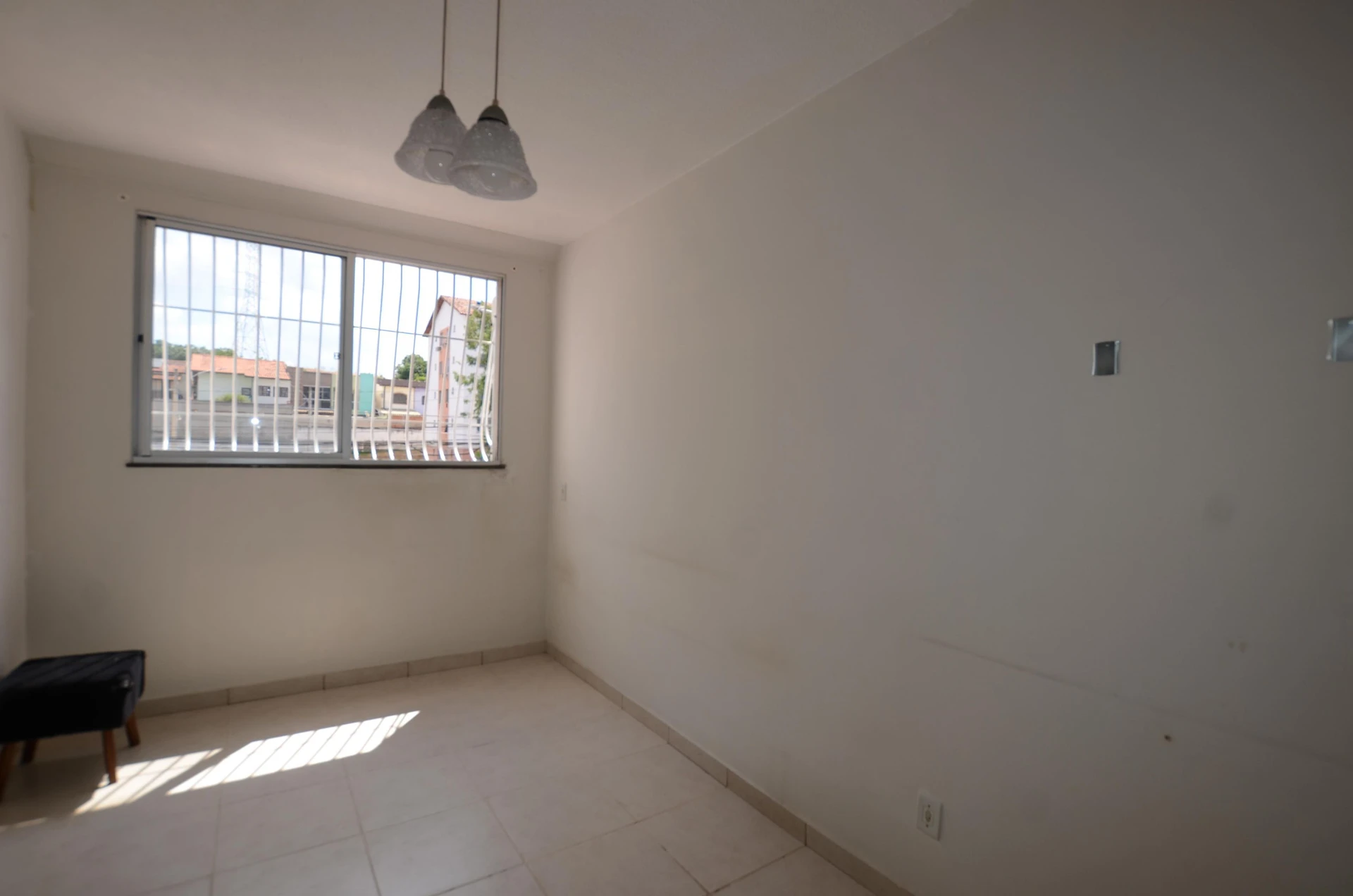 Apartamento de 2 quartos em condomínio com piscina — photo 11