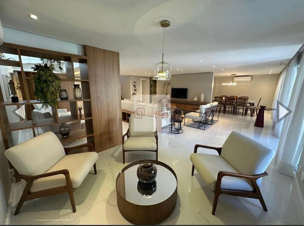 Casa em condomínio com 500 m² e 4 quartos — photo 2