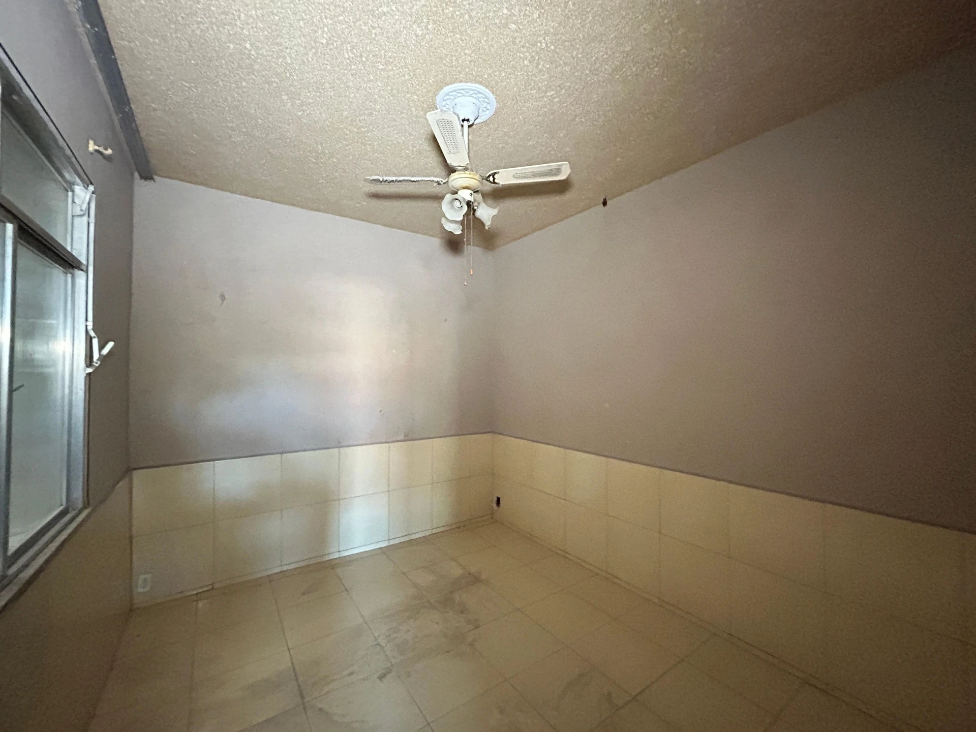 Apartment with 2 bedrooms and a separate kitchen — photo 23