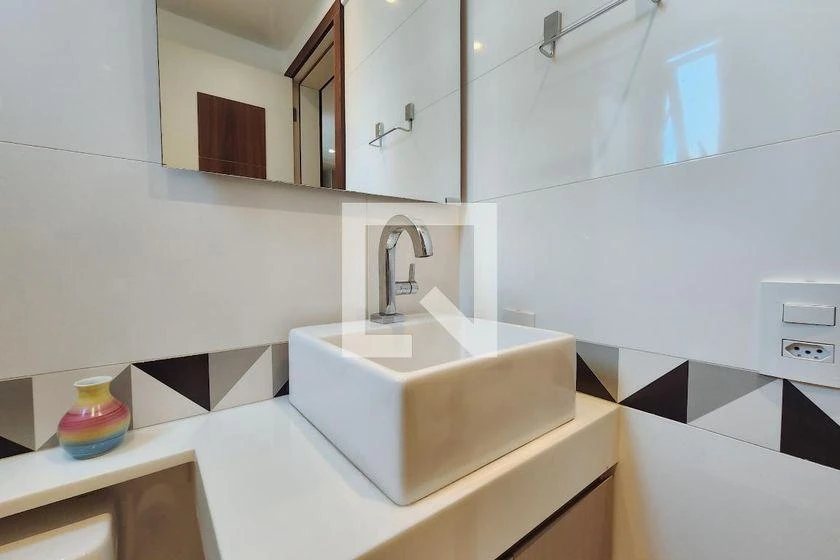 3-bedroom apartment with balcony and 2 parking spots — photo 37