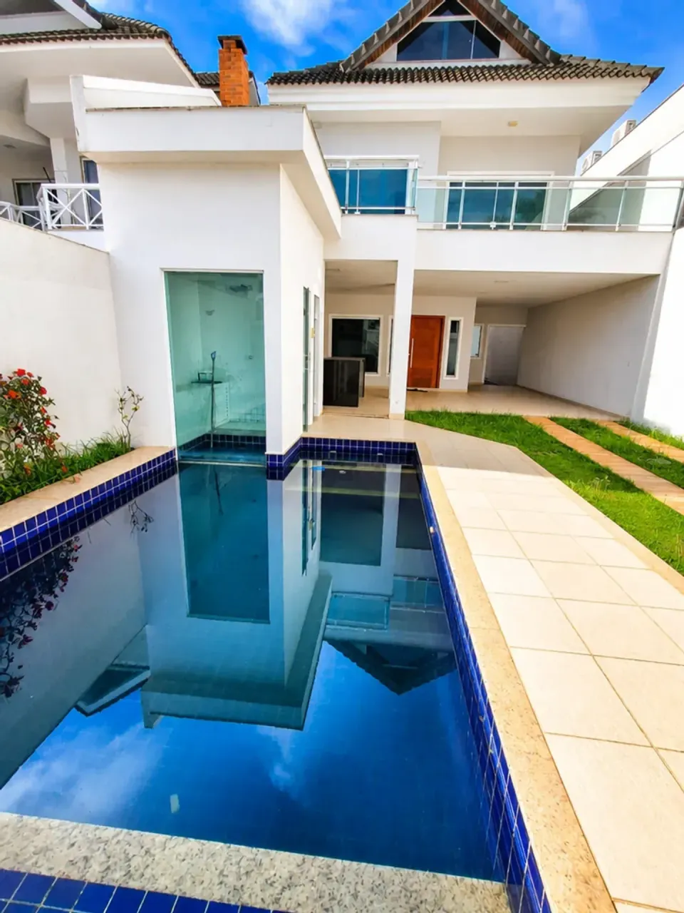 Rental house with 4 bedrooms and an open-plan kitchen — photo 8