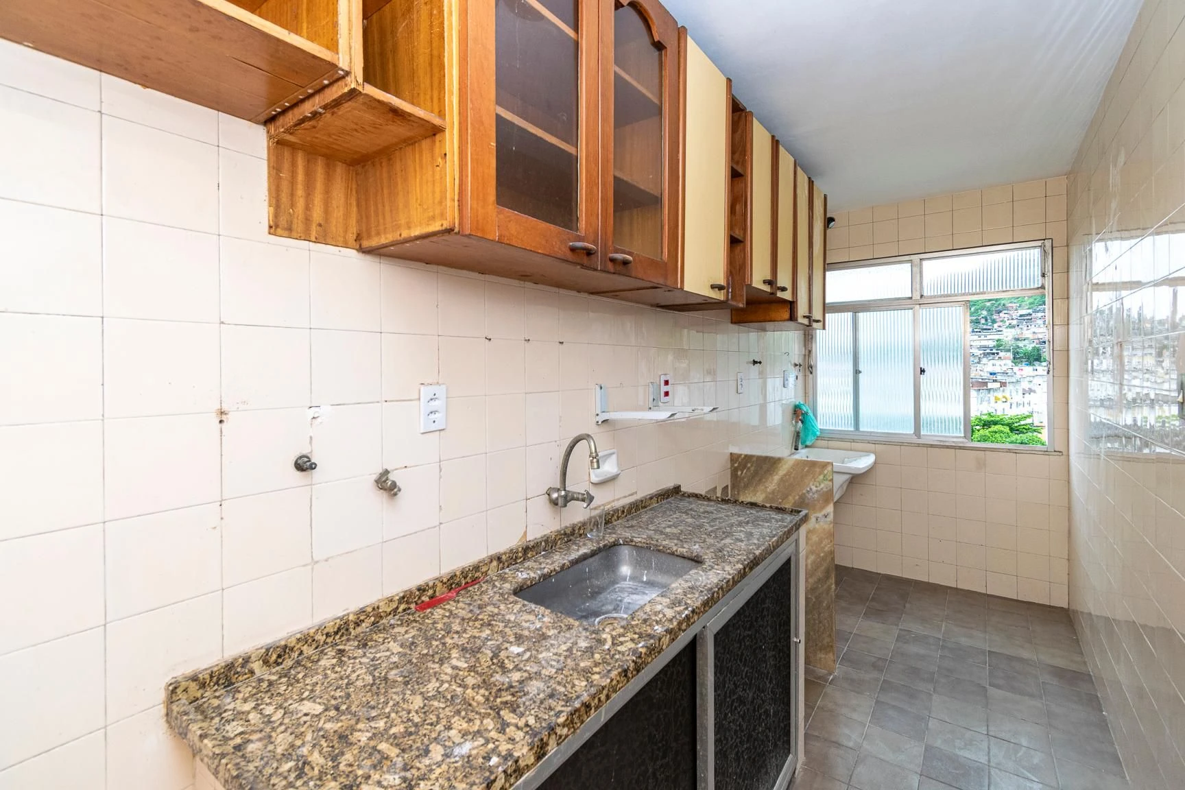 2-bedroom apartment with a mountain view in Rio de Janeiro — photo 8