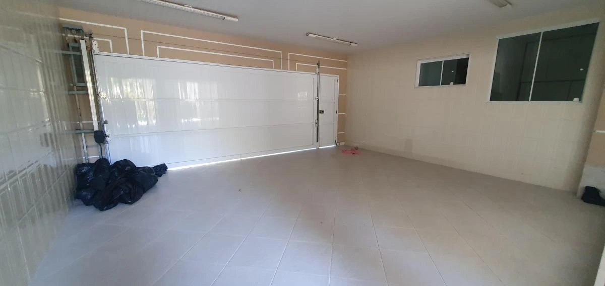Furnished house with 5 bedrooms and 7 bathrooms — photo 27