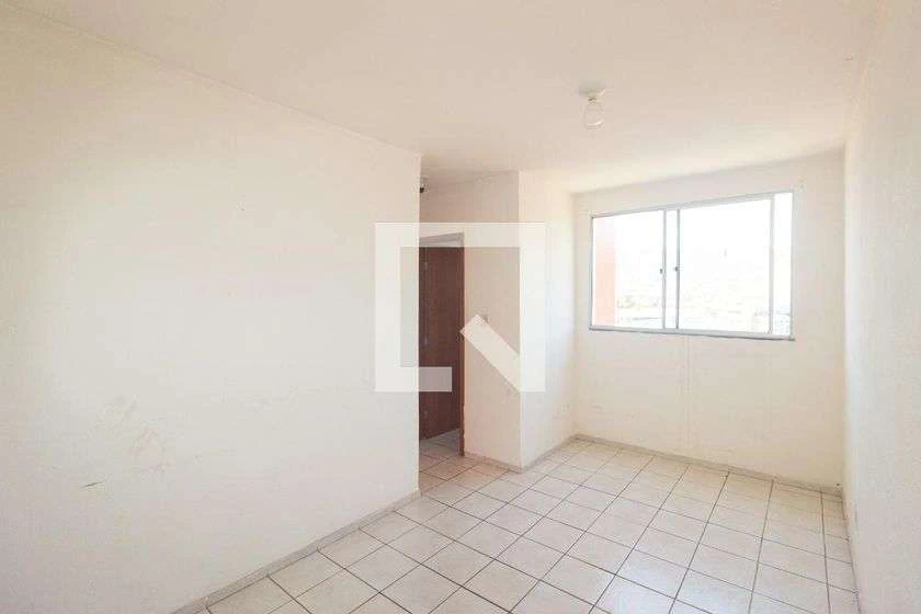 Apartamento sem mobília de 2 quartos e 600 m²