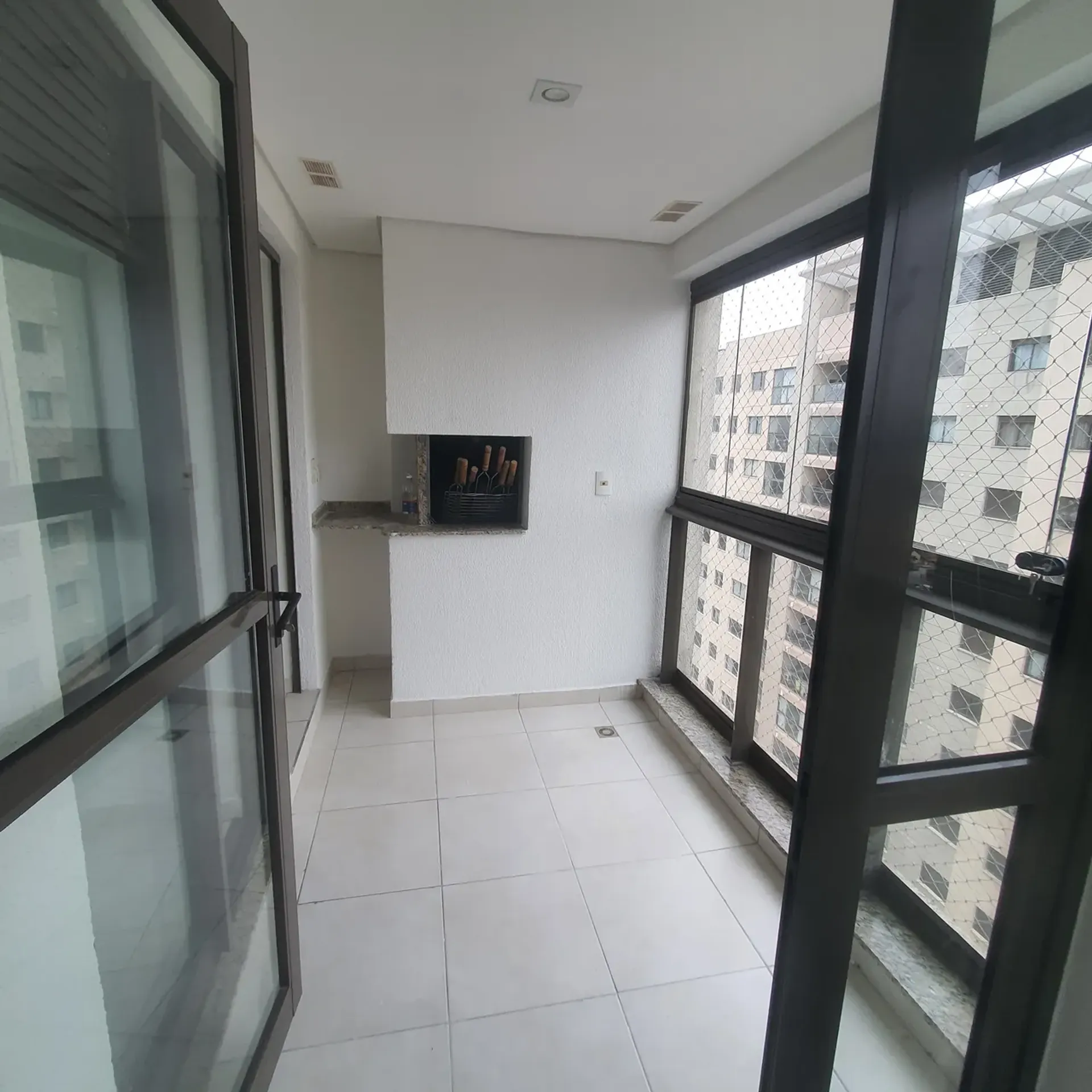 3-bedroom apartment with a private BBQ — photo 17