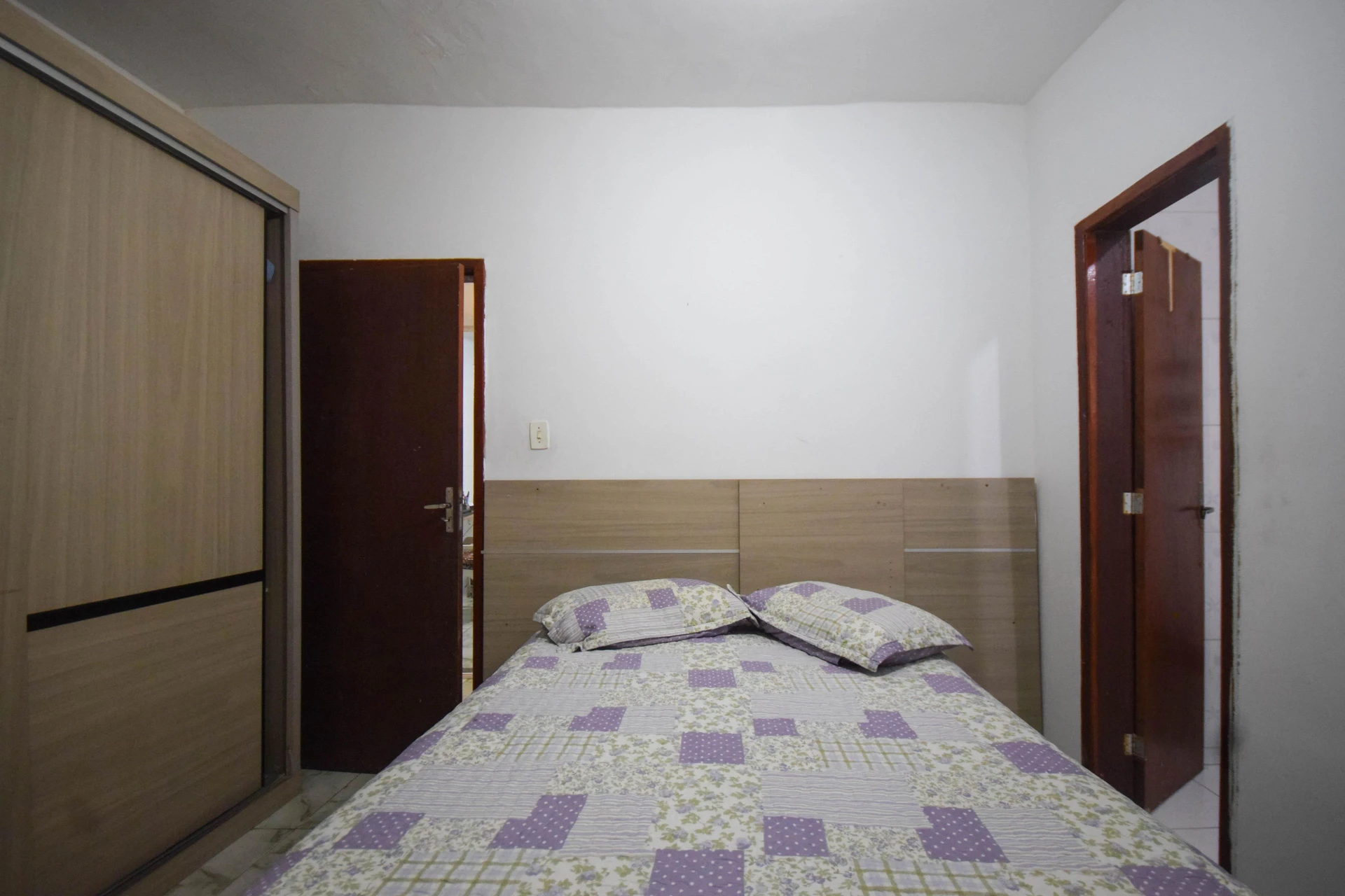 Furnished apartment with 2 bedrooms and private garden — photo 14