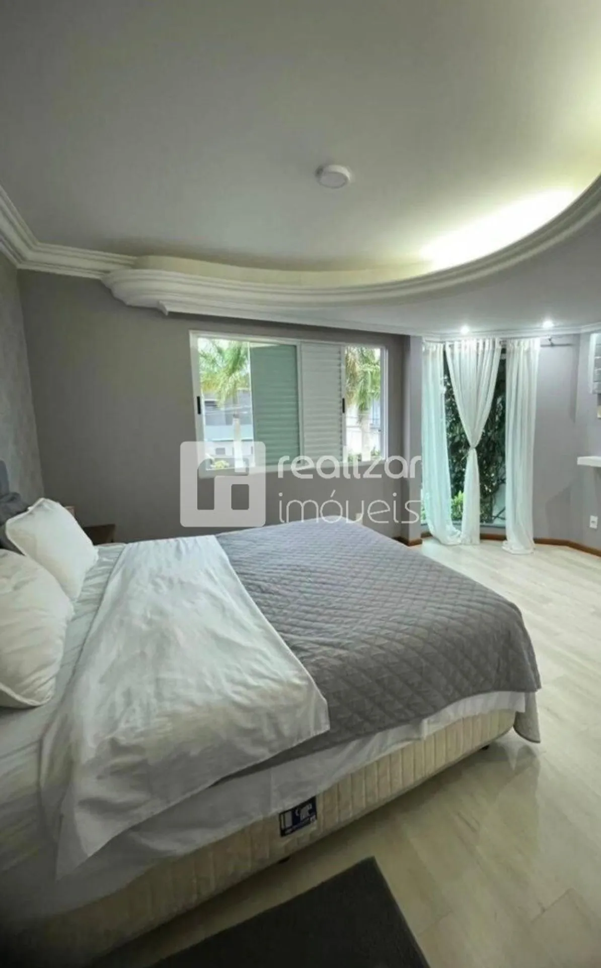 House with 6 bedrooms and 450 m² plus 3 parking spaces — photo 5