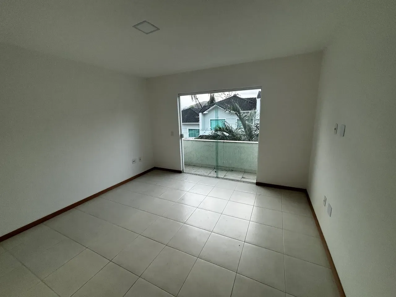 House with 4 bedrooms, 5 bathrooms and 3 parking spots — photo 30