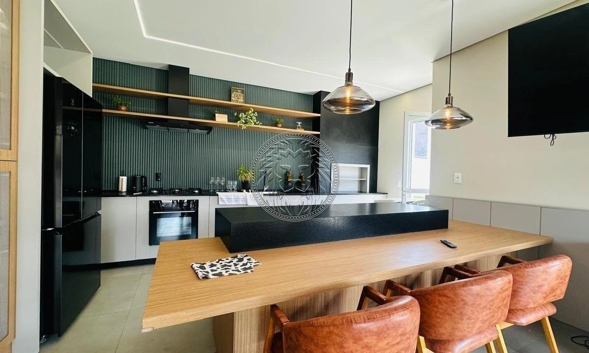 Casa con 3 suites y 372 m² con 2 plazas — photo 23