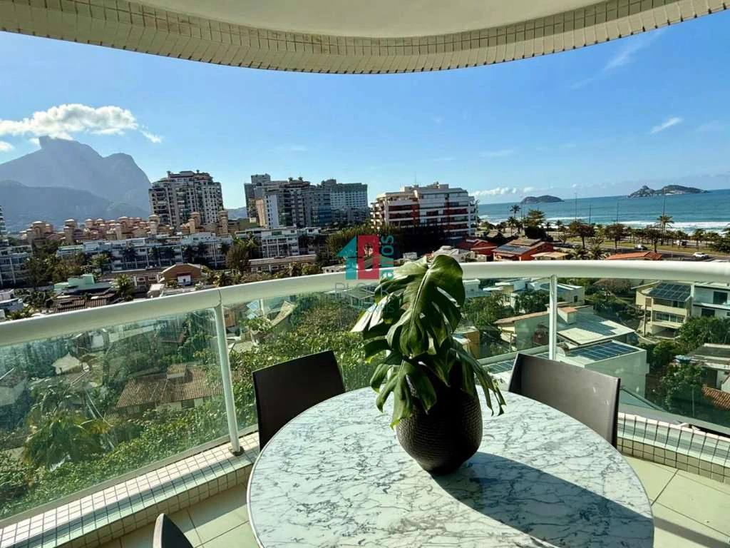 Apartamento mobiliado com cozinha americana e varanda — photo 32