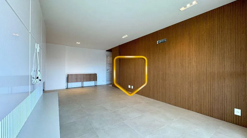 4-bedroom apartment with 156 m² and 2 en-suite baths — photo 16