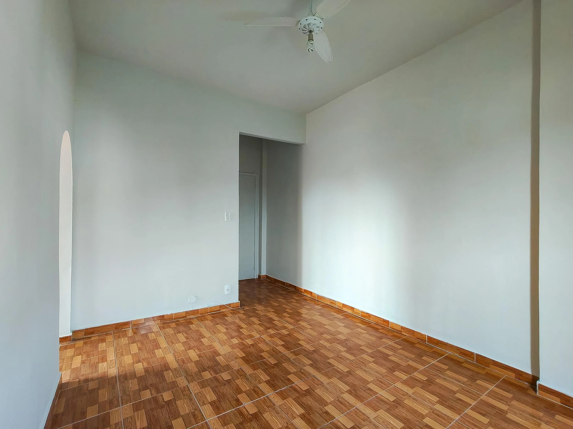 Квартира з 2 спальнями та 2 ванними кімнатами — photo 22