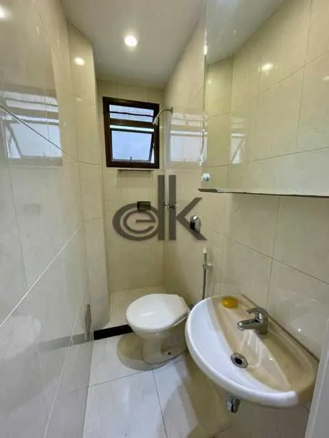 Furnished apartment, 98 m², with a glass-enclosed balcony — photo 24