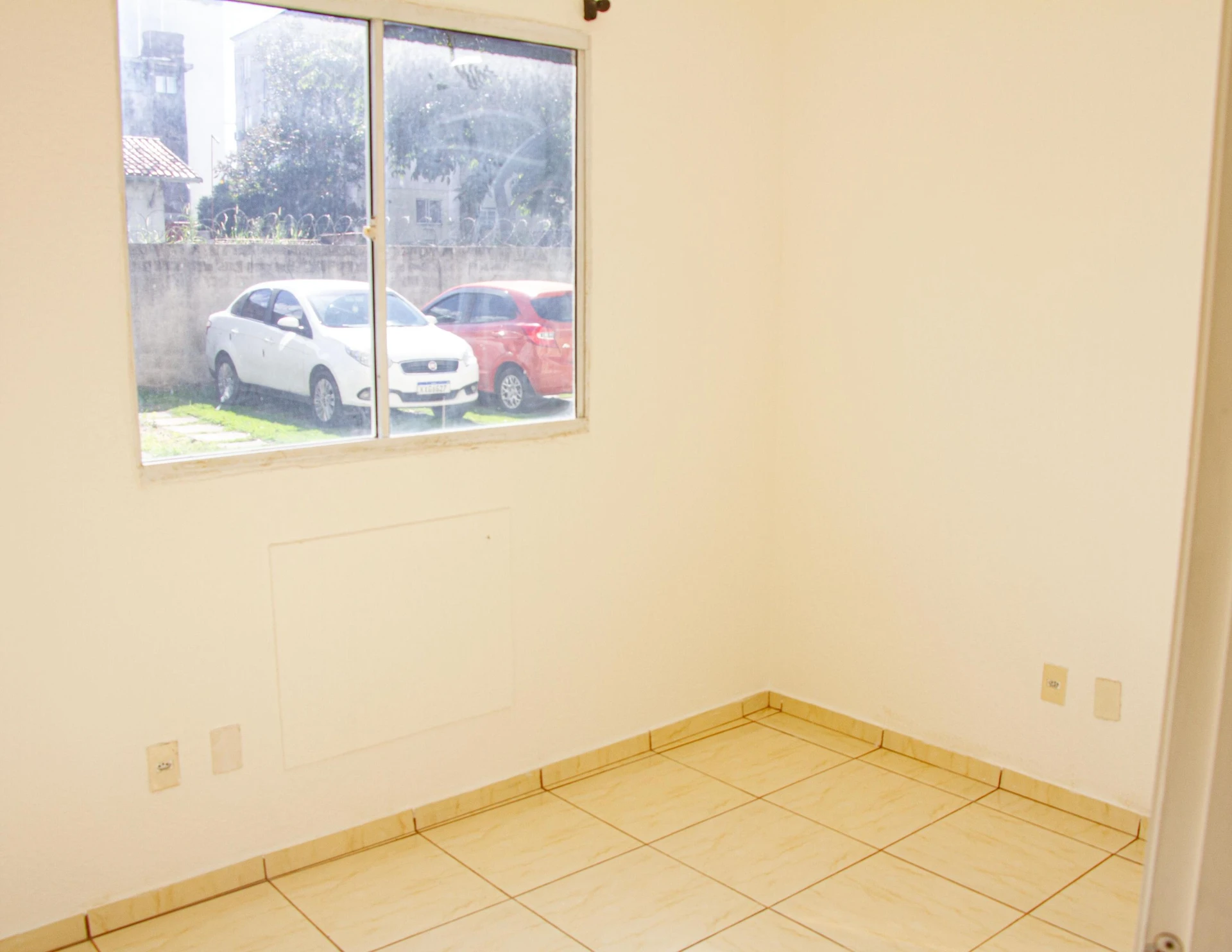 Unfurnished apartment with 2 bedrooms and 1 bathroom — photo 5