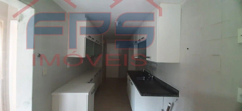 340 m² house with 4 bedrooms and a separate kitchen — photo 2