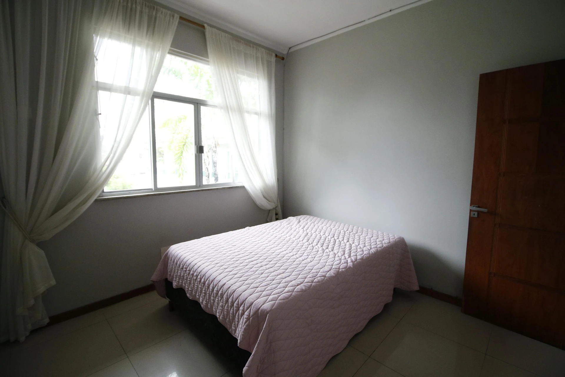 Condo house with 4 bedrooms and 2 en-suites, 3 parking — photo 19