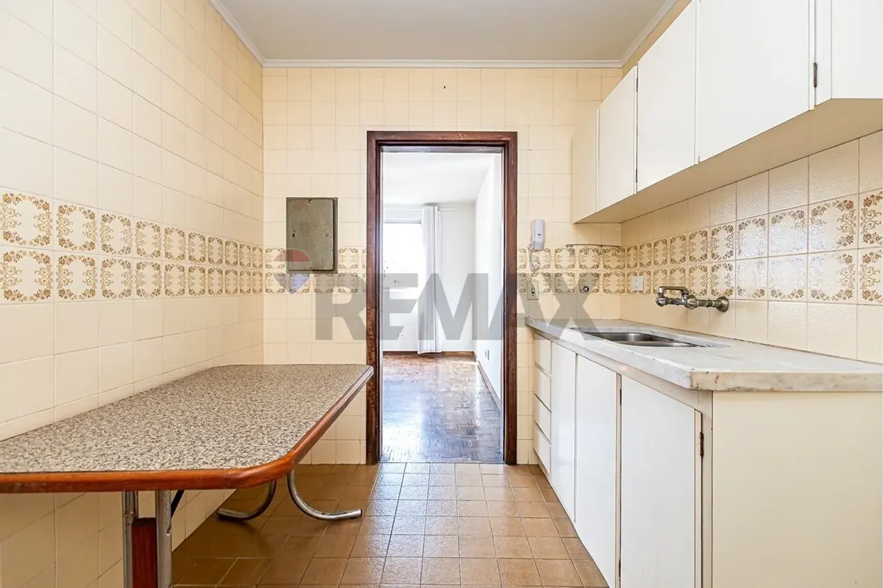 94 m² apartment with a washing machine and a home office — photo 4