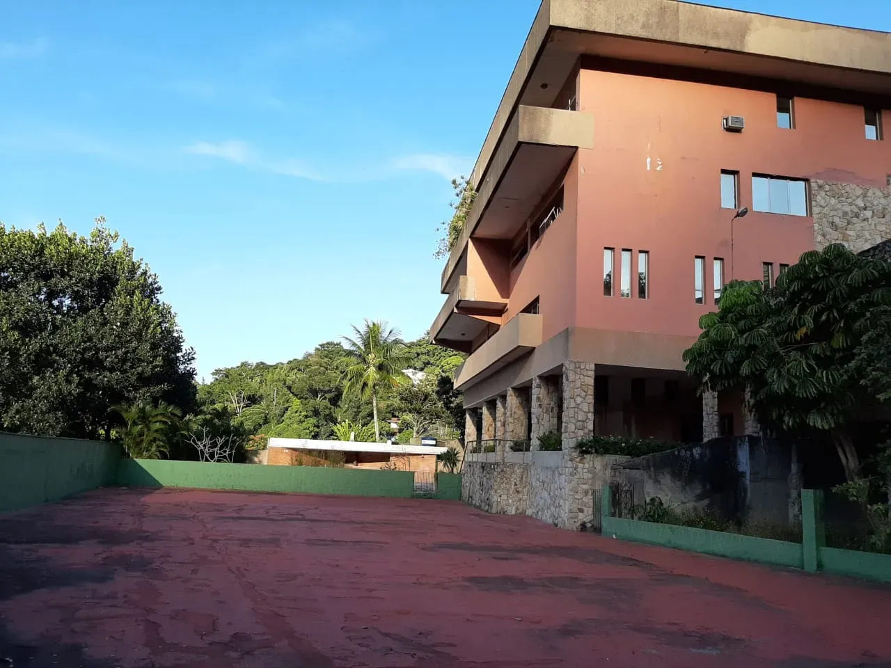 Casa mobiliada de 930 m² com 4 suítes e 8 banheiros — photo 49