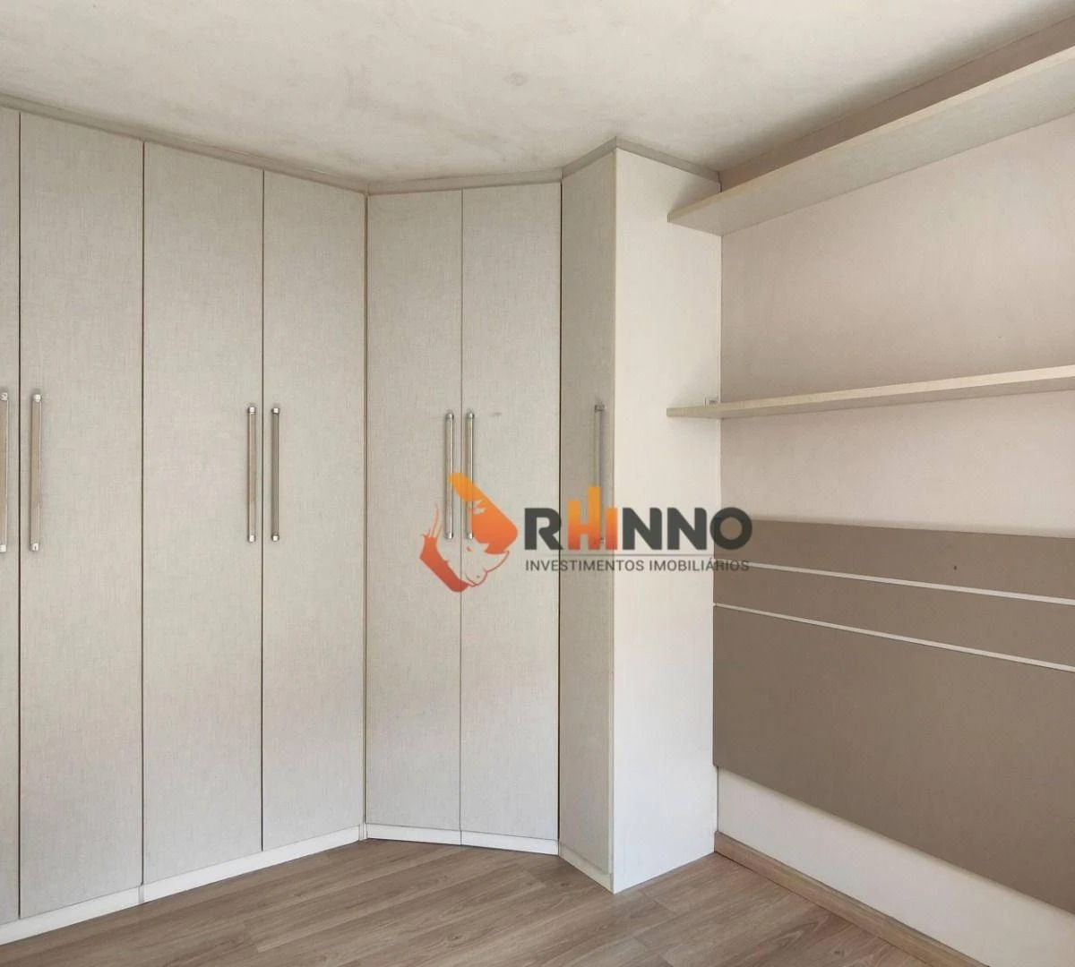 Apartment, 50 m², with wood or laminate floors — photo 5