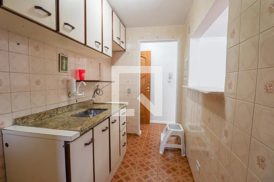 2-bedroom apartment with a washing machine in Curitiba — photo 29