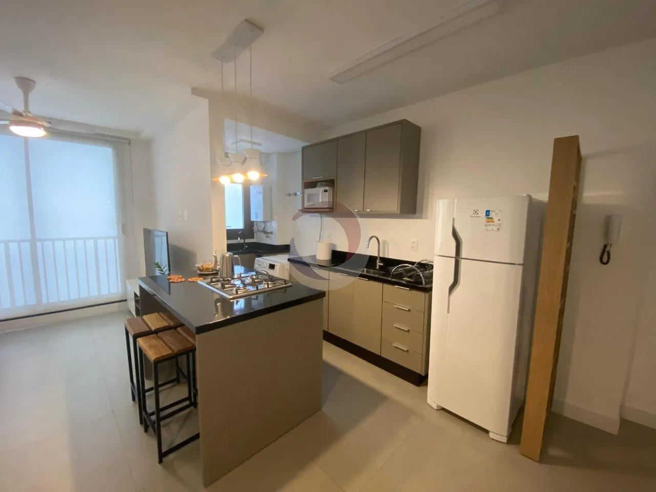 2-bedroom apartment with floor-to-ceiling windows — photo 2