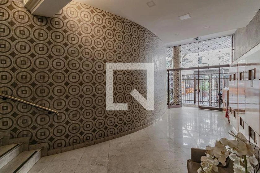 Rental apartment with 3 bedrooms, 160 m² and balcony — photo 50