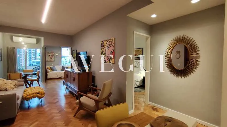Apartamento mobiliado com 2 quartos e varanda de vidro — photo 19