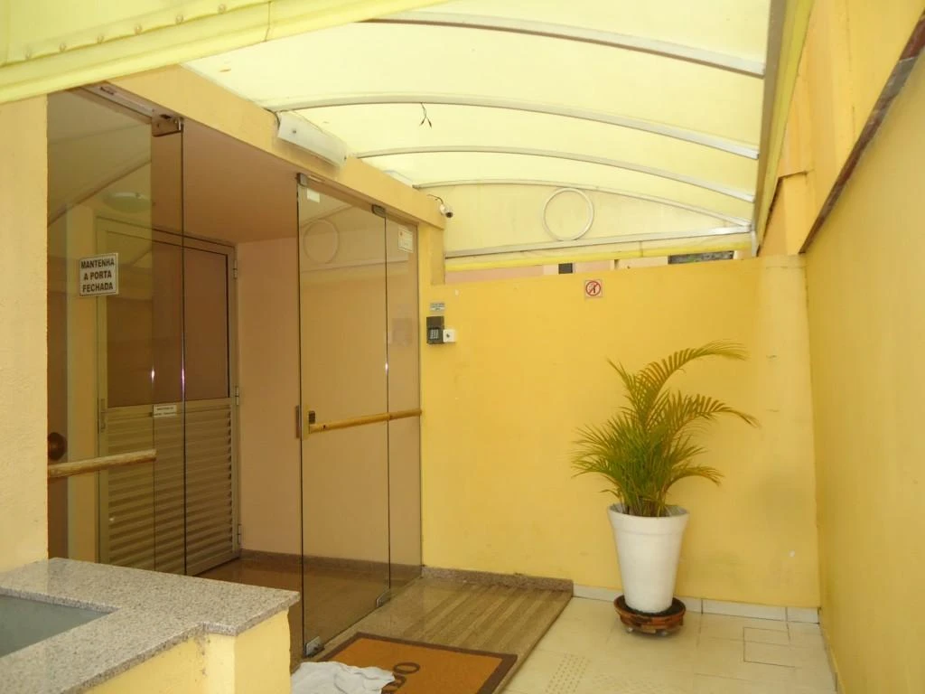 Пральна машина та 2 спальні: квартира 53 м² — photo 23