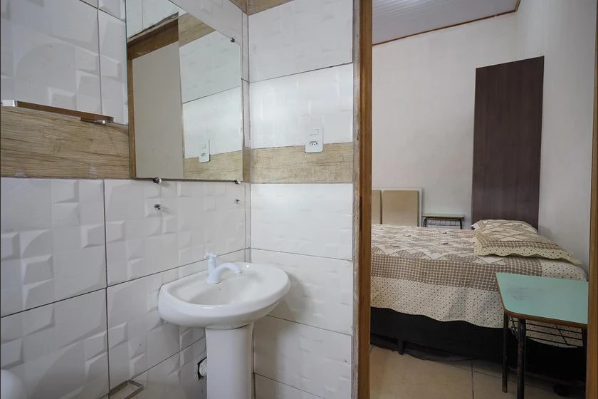 Estudio con 1 dormitorio y 1 baño con cocina compacta — photo 5