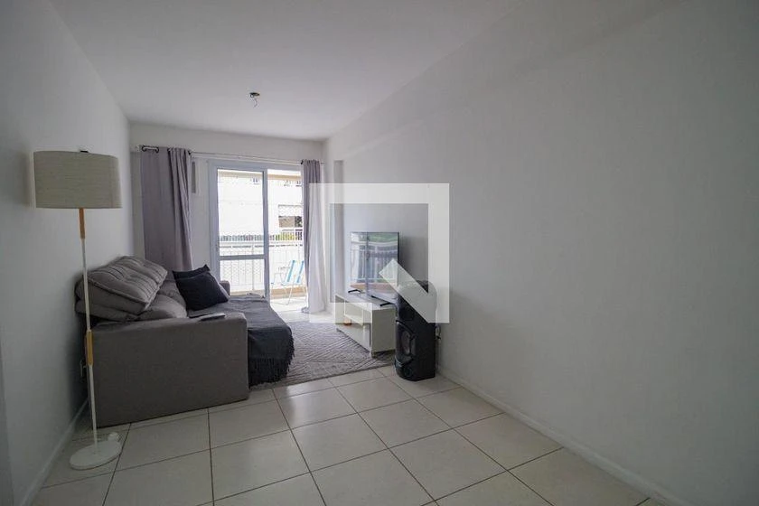 Furnished 2-bedroom apartment with balcony, 75 m² — photo 4