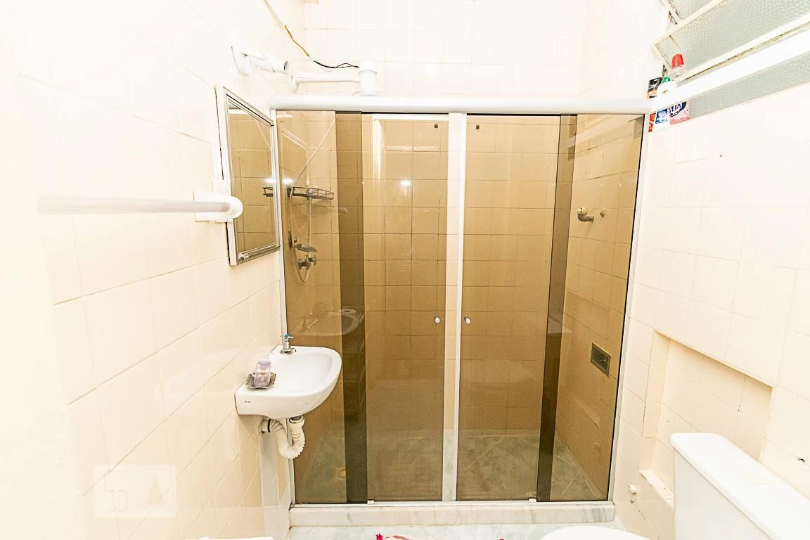 1 quarto e piso de madeira ou laminado: apartamento de 38 m² — photo 9