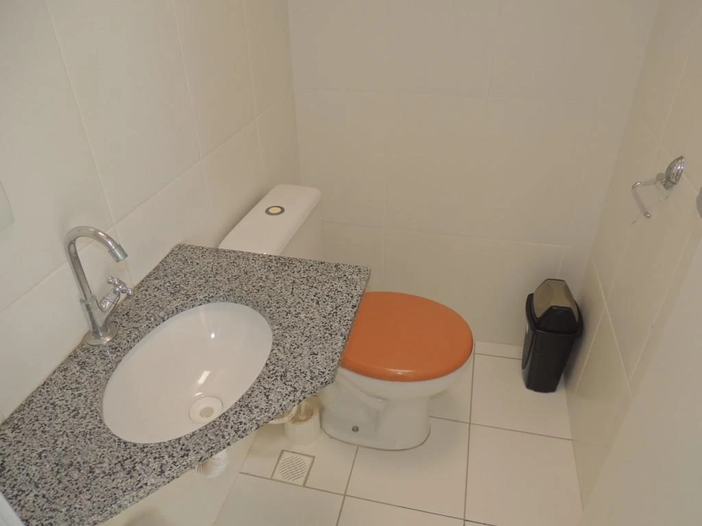Квартира з 3 спальнями та заскленим балконом — photo 30