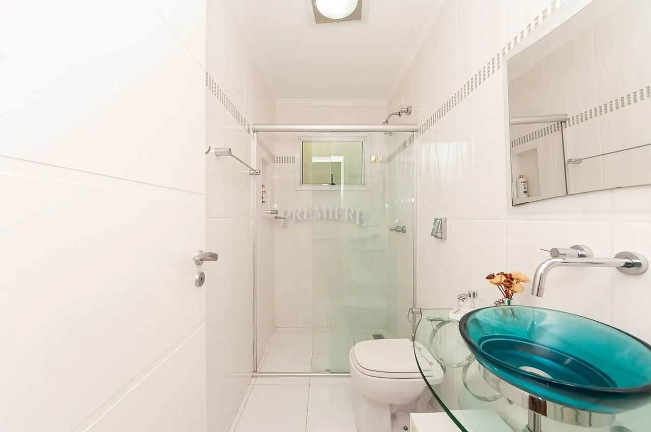 Furnished 270 m² house with 4 bedrooms and open kitchen — photo 32