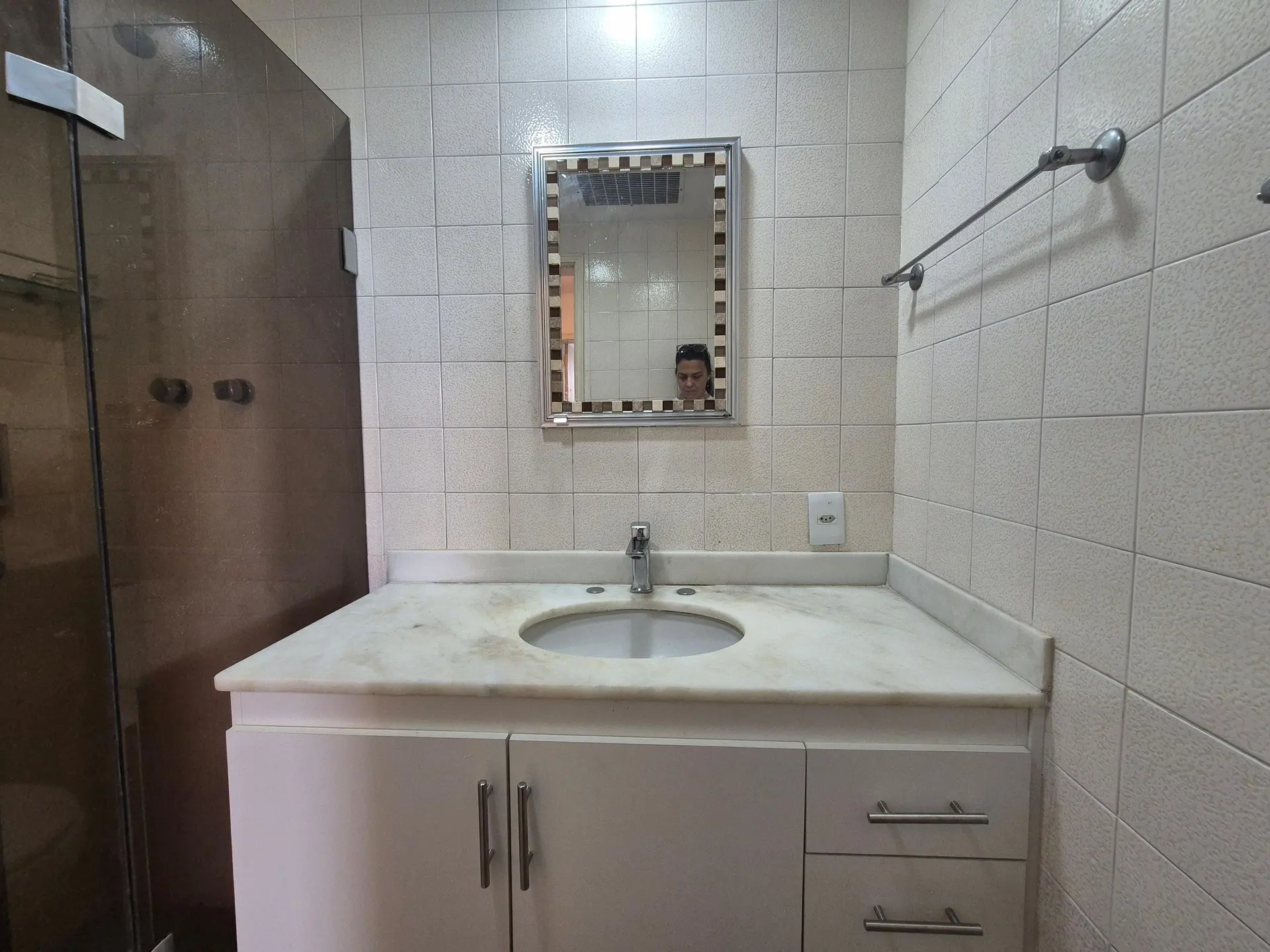 2-bedroom apartment in a building with a sauna — photo 39