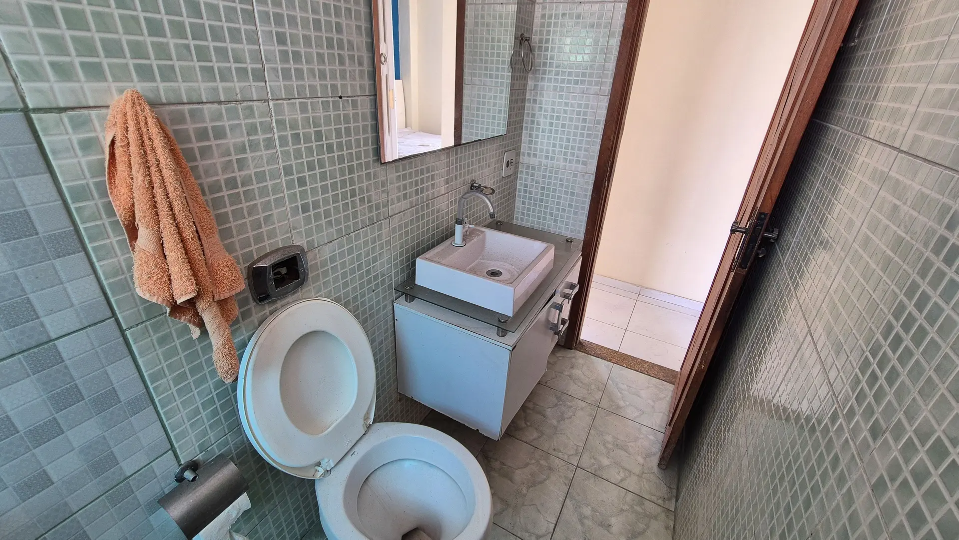 Home office in a 2-bedroom apartment, 43 m² — photo 18
