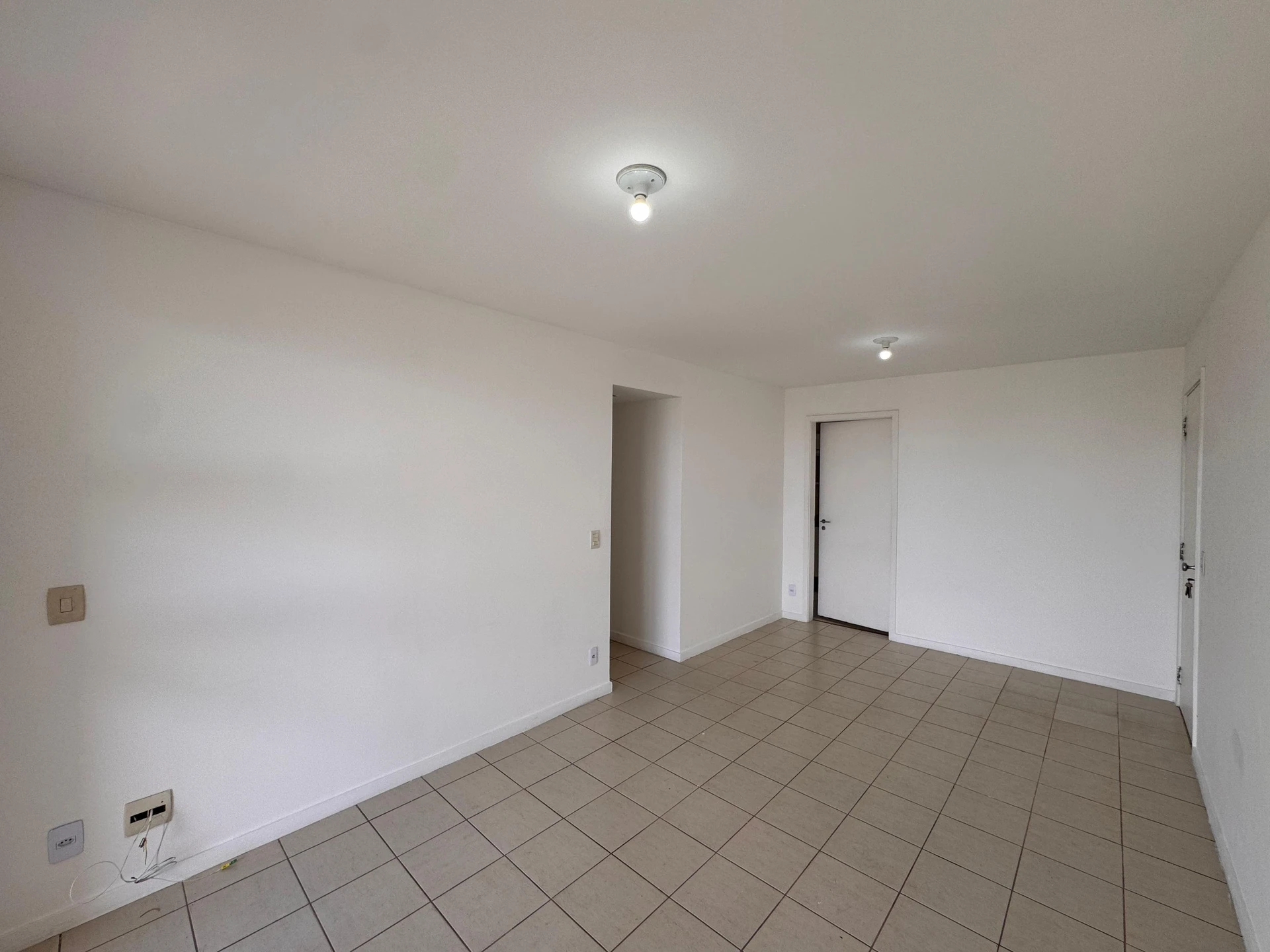 Mountain view in a 2-bedroom apartment, 74 m² — photo 14