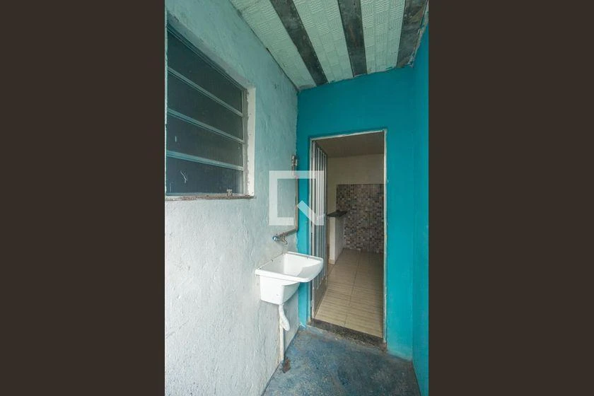 Casa com 1 quarto, varanda e 1 vaga de garagem — photo 31