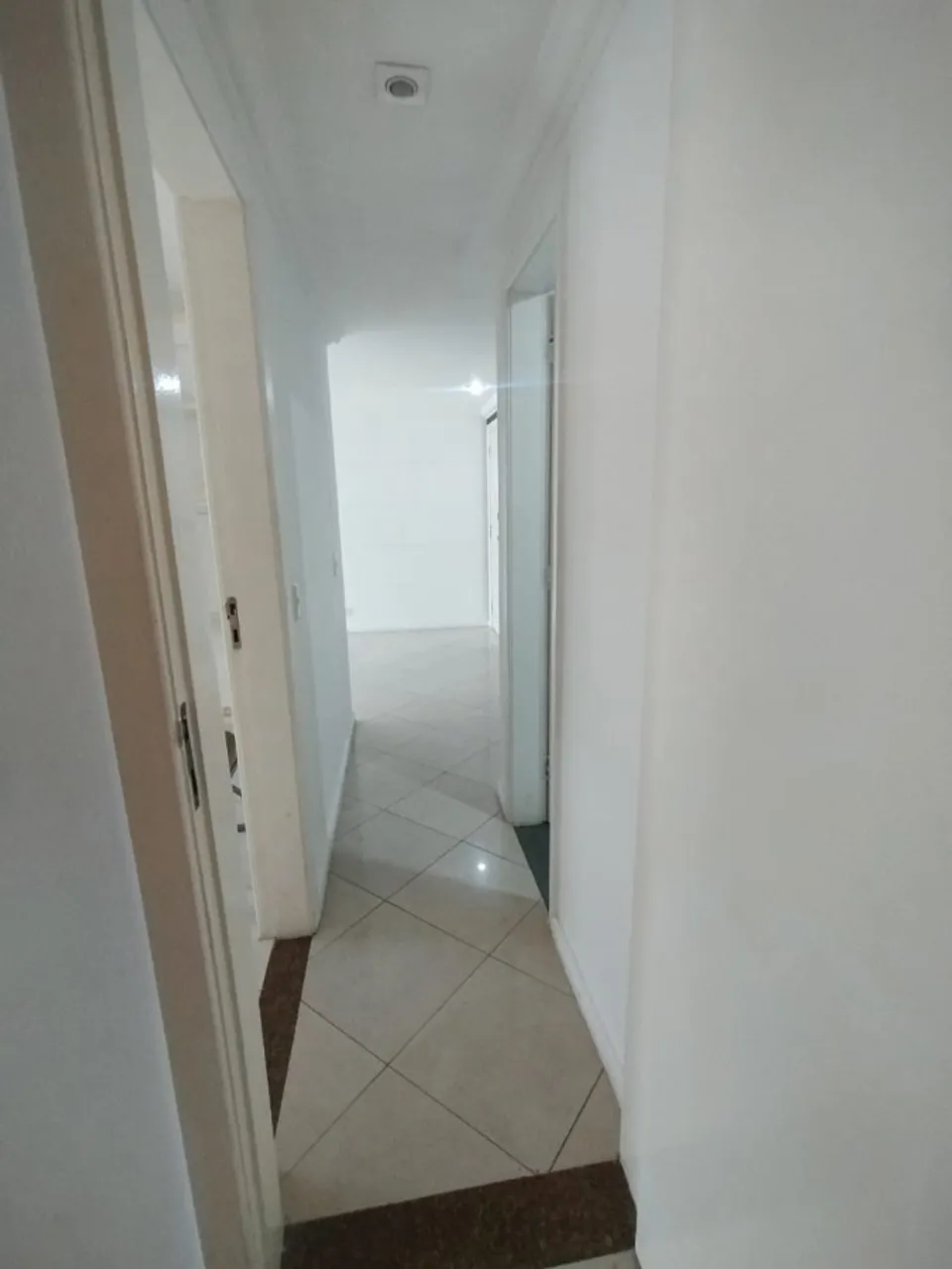 Rental apartment with 2 bedrooms and 1 parking spot — photo 2