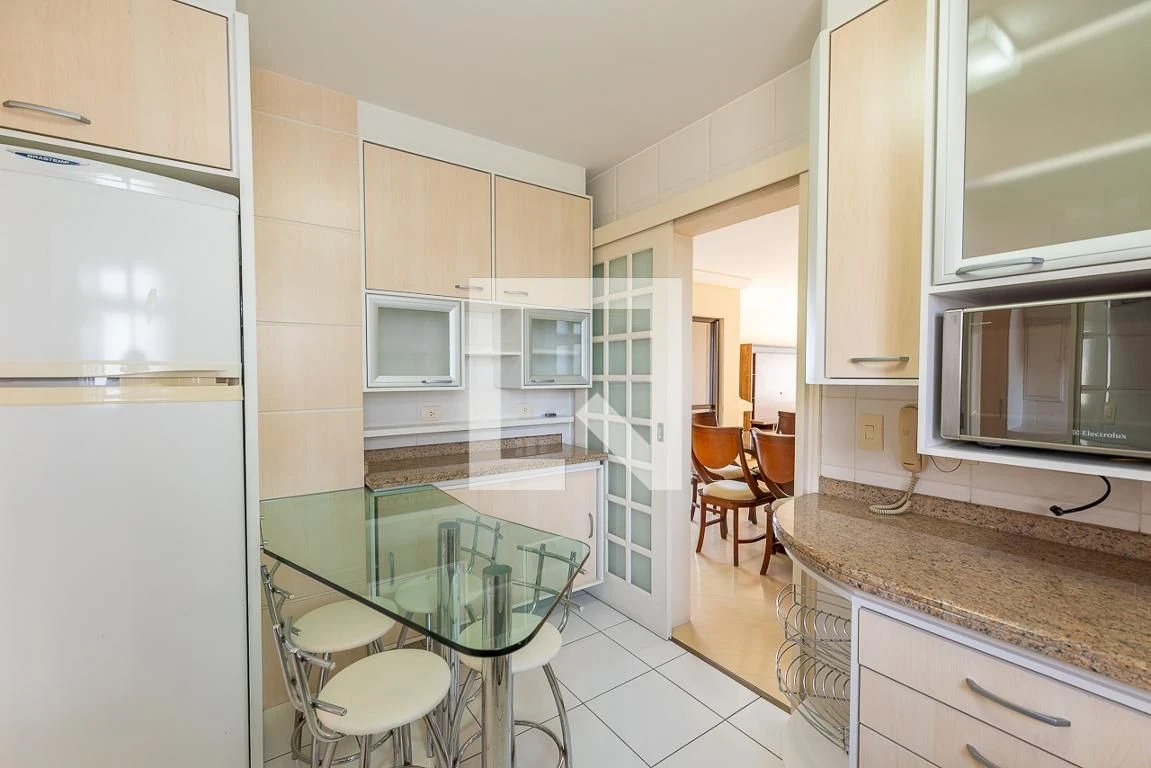 Furnished apartment, 130 m², with a jacuzzi — photo 27
