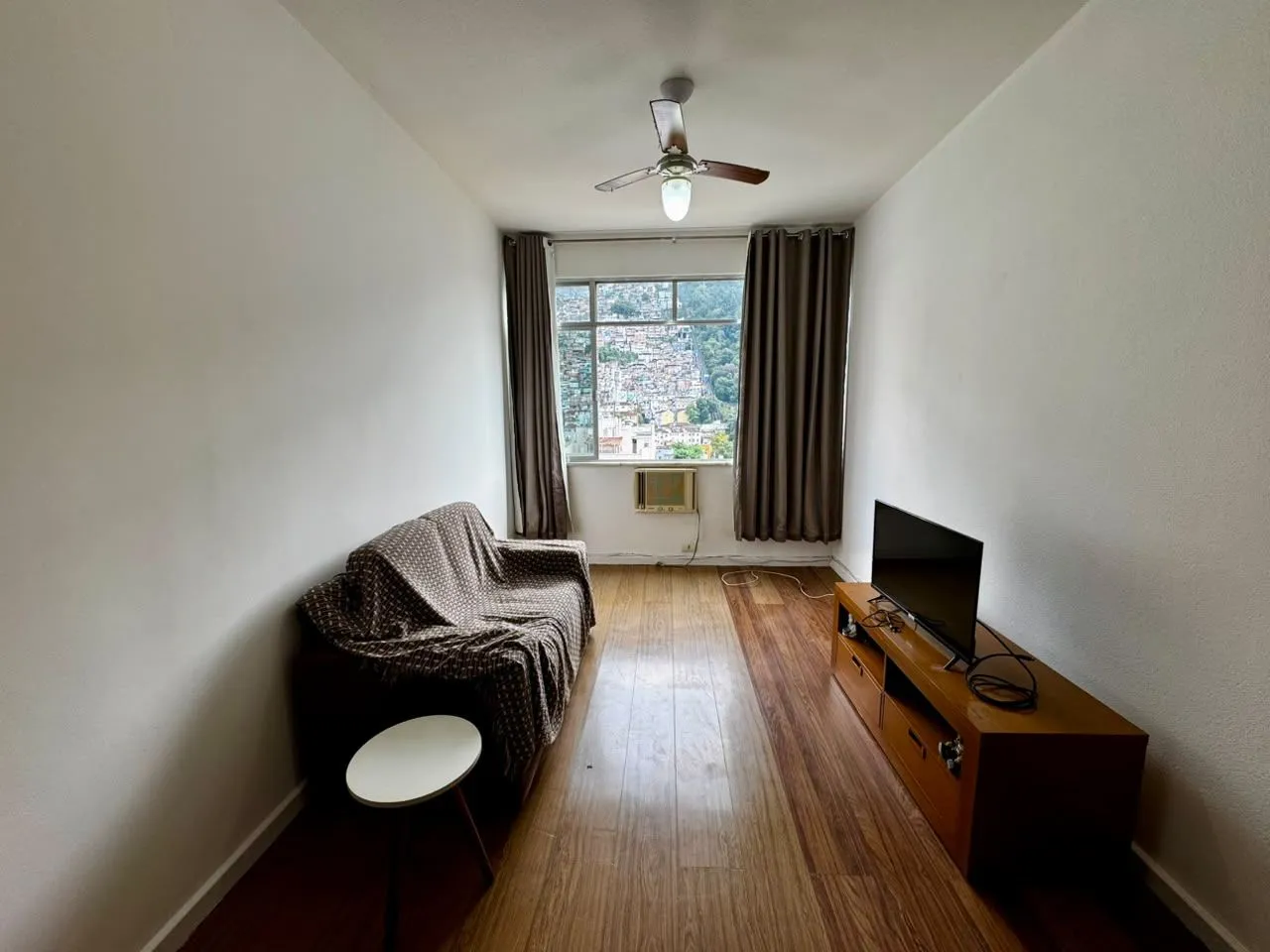 Furnished apartment, 83 m², with a mountain view — photo 5
