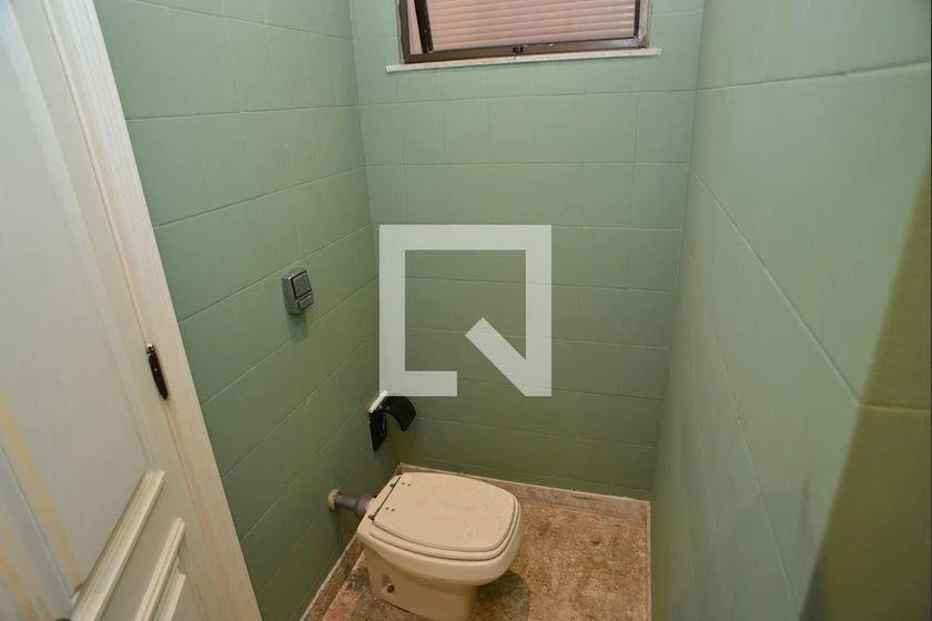 Apartamento para aluguel com 3 quartos e varanda de vidro — photo 35