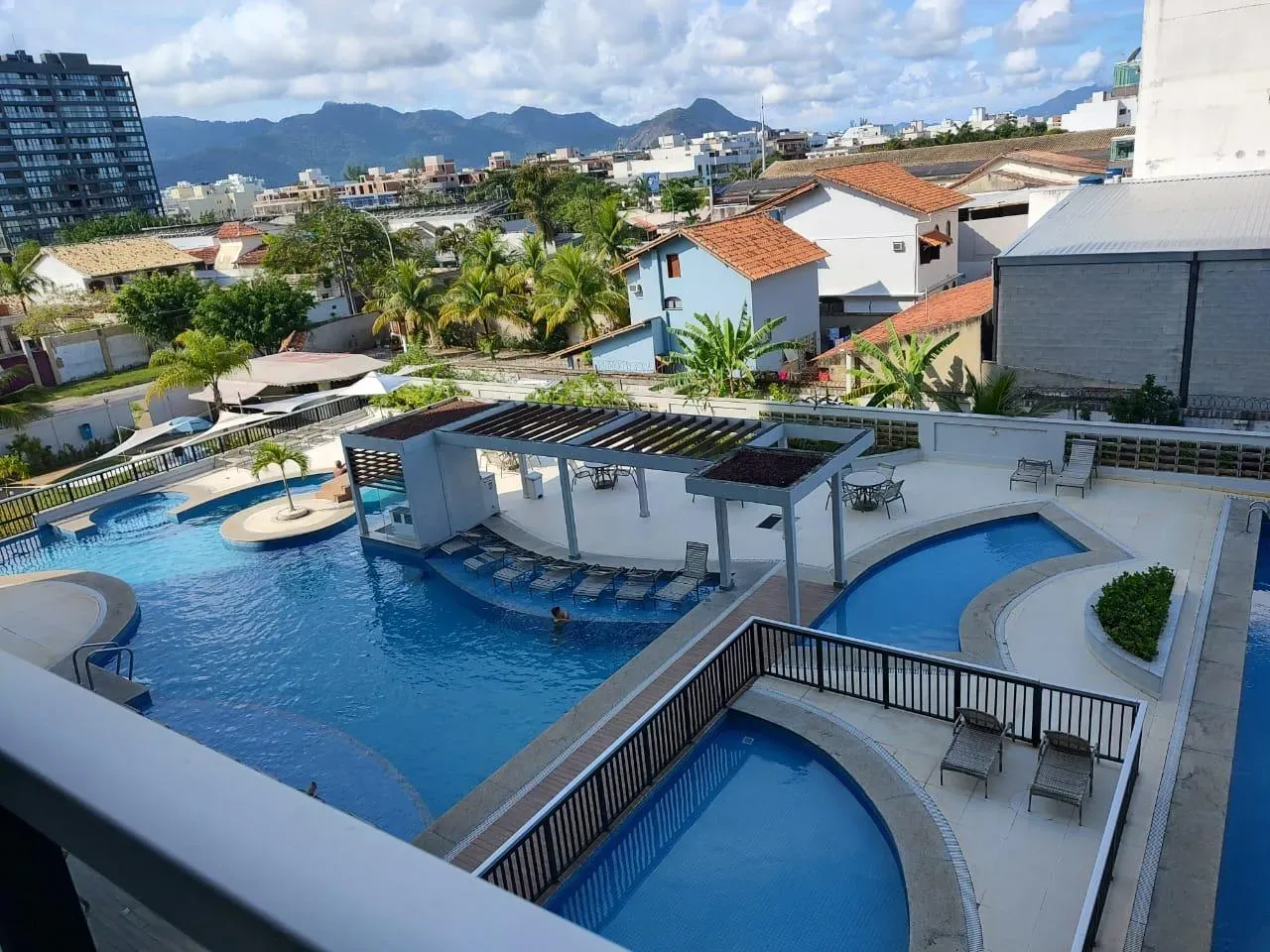 2-bedroom apartment with a mountain view in Rio de Janeiro — photo 13
