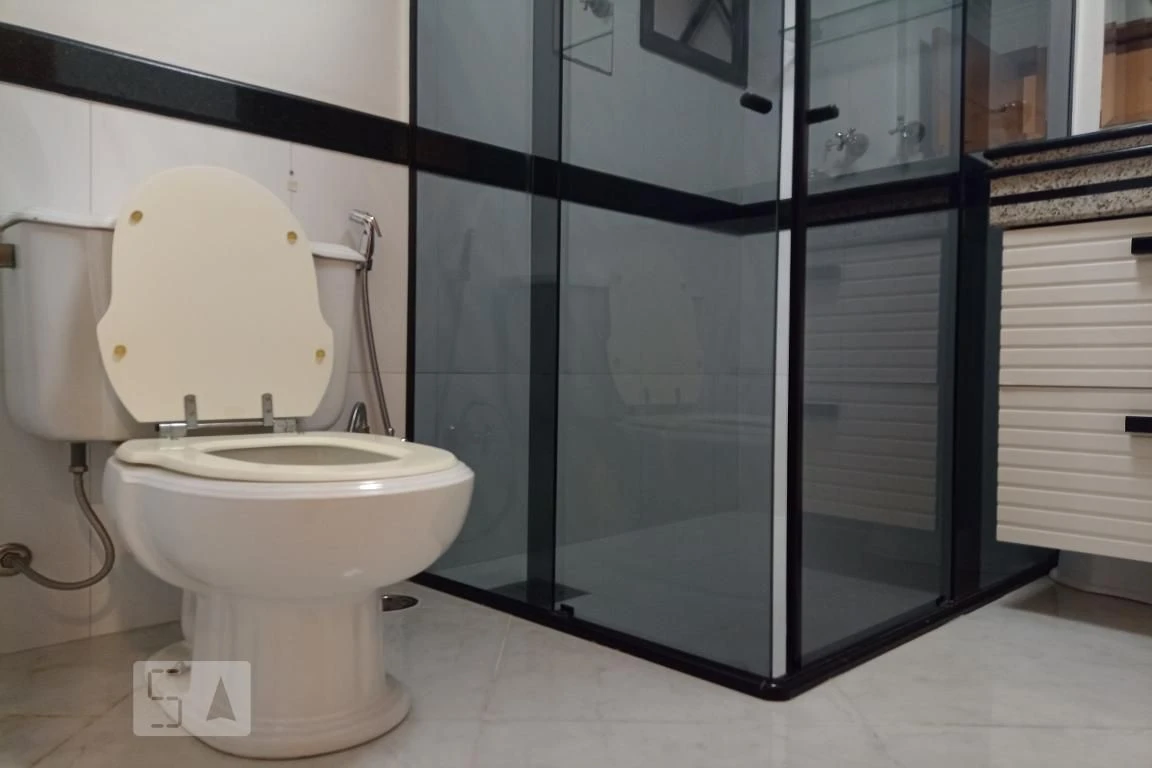 Apartamento de 4 quartos com janelas do piso ao teto — photo 9