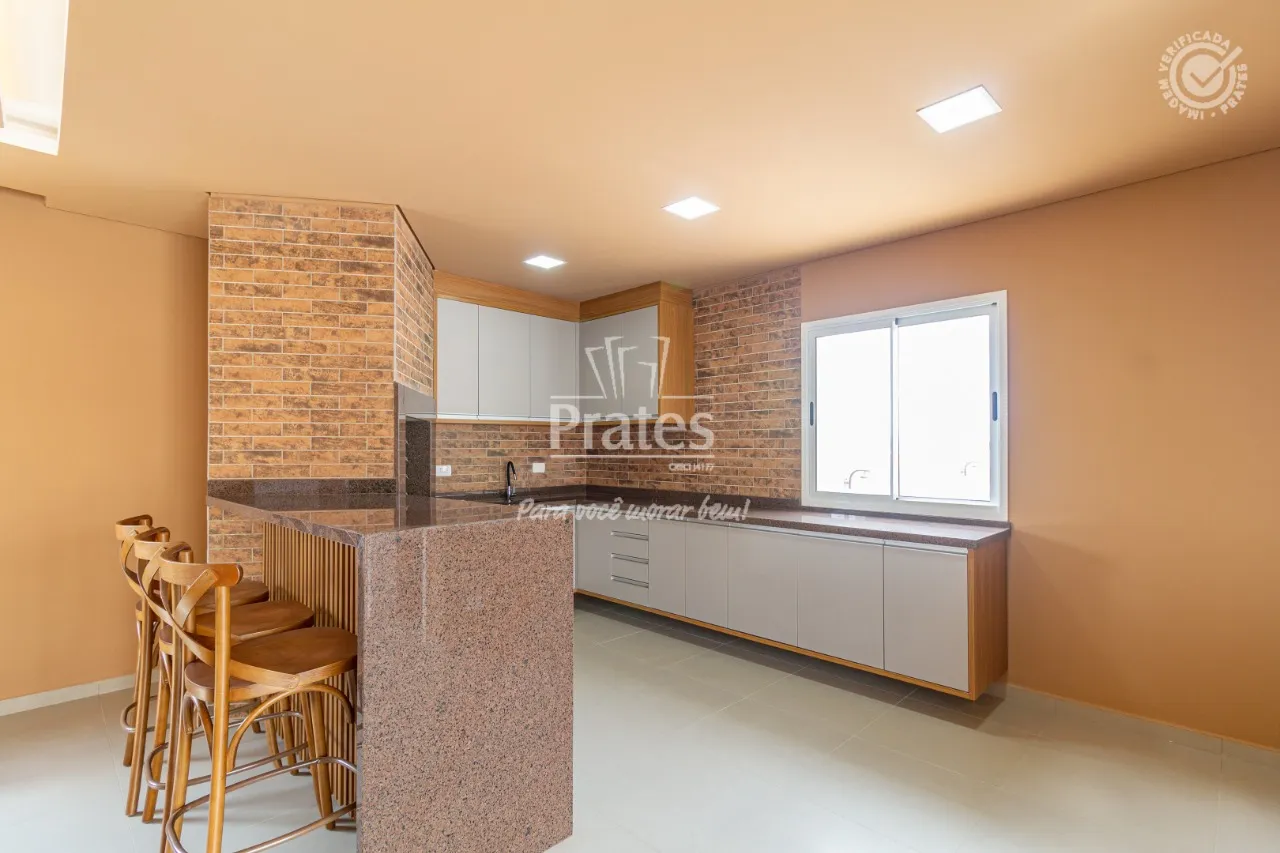 Apartamento de 2 dormitorios con cocina abierta y 77 m² — photo 24